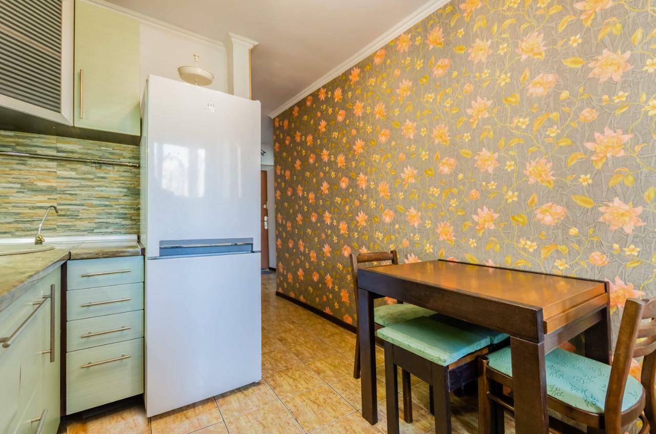 Kozzy Apartment In Kiev City Center Lu7 Exterior foto